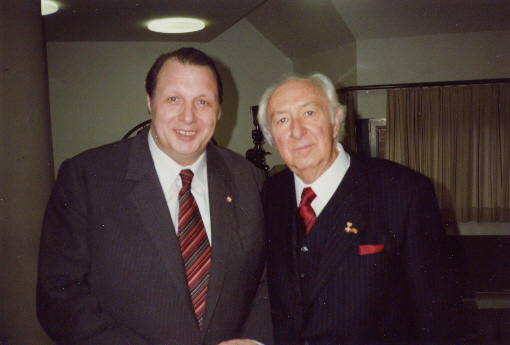 Karl D&ouml;nch, Direktor und Kollege